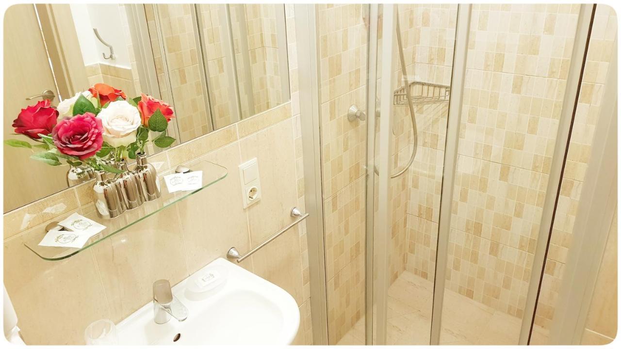 Home Apart-Hotel Vivulskis Аеропорт Вільнюс Екстер'єр фото