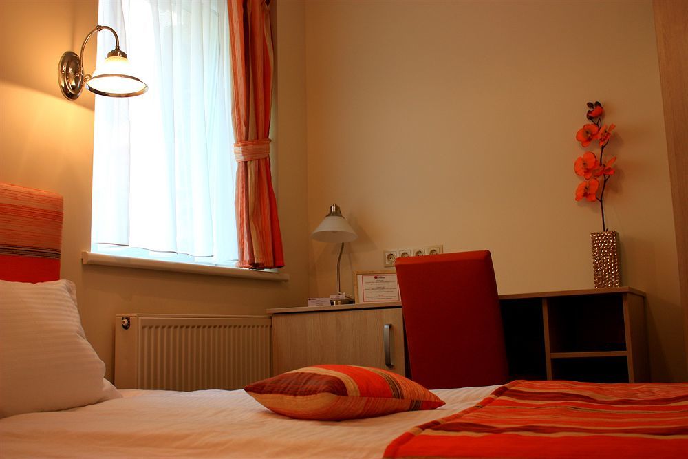Home Apart-Hotel Vivulskis Аеропорт Вільнюс Екстер'єр фото