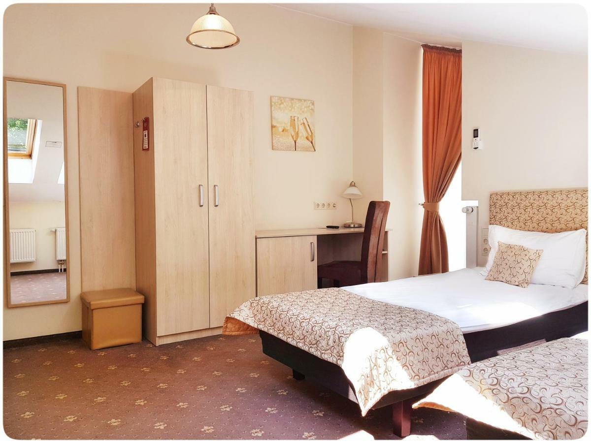 Home Apart-Hotel Vivulskis Аеропорт Вільнюс Екстер'єр фото